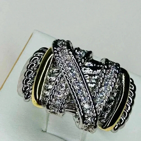 Two Tone Pave Designer Ring Gorgeous (see video) - Picture 4 of 5